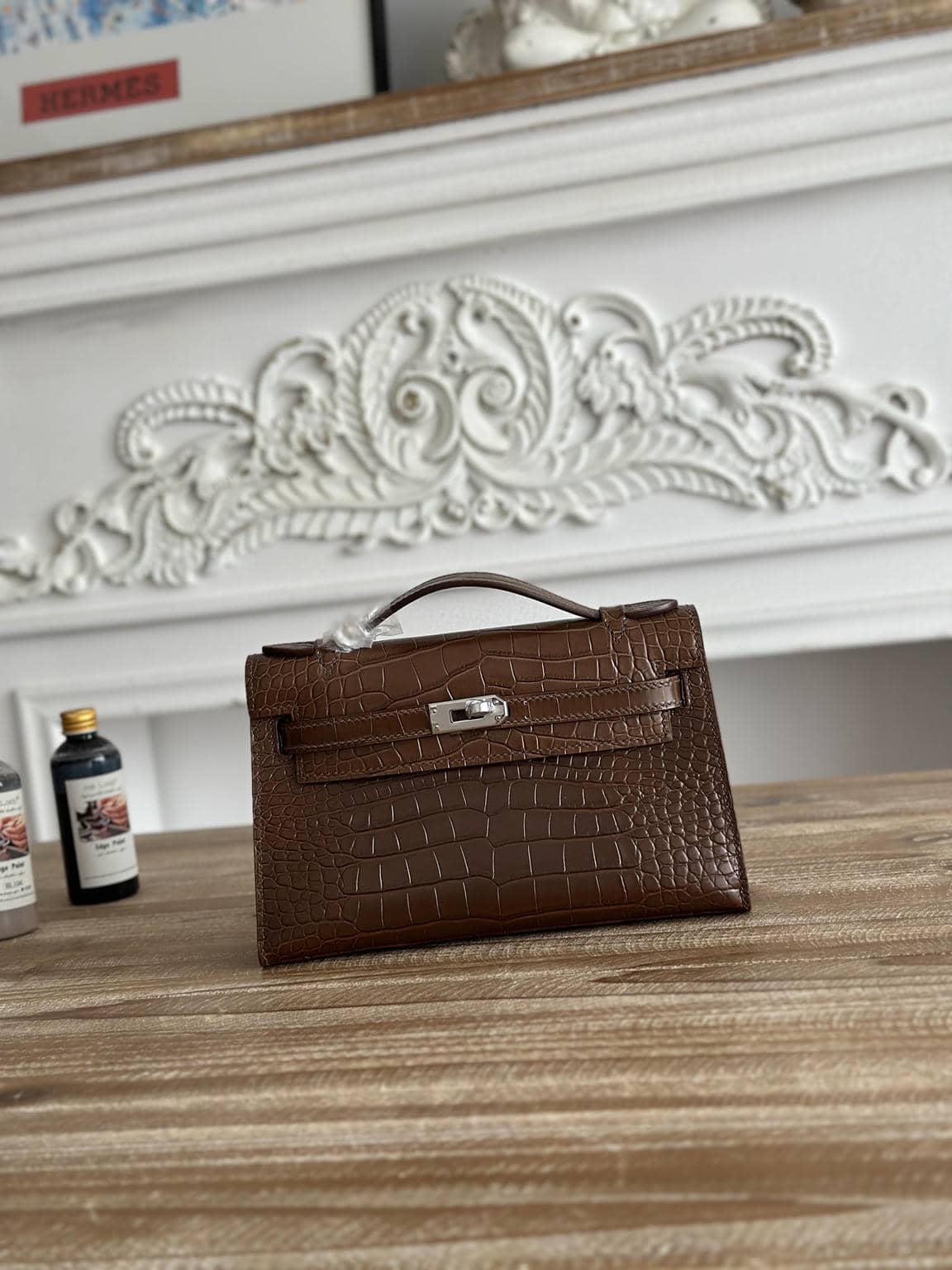 Kelly Crocodile-Embossed Cow Leather-44